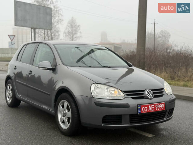 Серый Фольксваген Гольф, объемом двигателя 1.6 л и пробегом 218 тыс. км за 5950 $, фото 7 на Automoto.ua