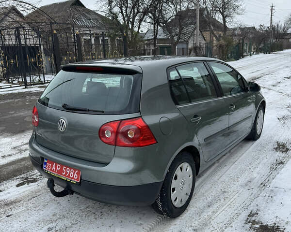 Серый Фольксваген Гольф, объемом двигателя 1.6 л и пробегом 211 тыс. км за 5600 $, фото 4 на Automoto.ua