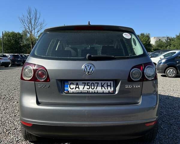 Серый Фольксваген Гольф, объемом двигателя 1.97 л и пробегом 217 тыс. км за 6800 $, фото 6 на Automoto.ua