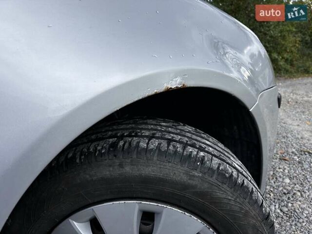 Серый Фольксваген Гольф, объемом двигателя 1.6 л и пробегом 221 тыс. км за 4200 $, фото 3 на Automoto.ua