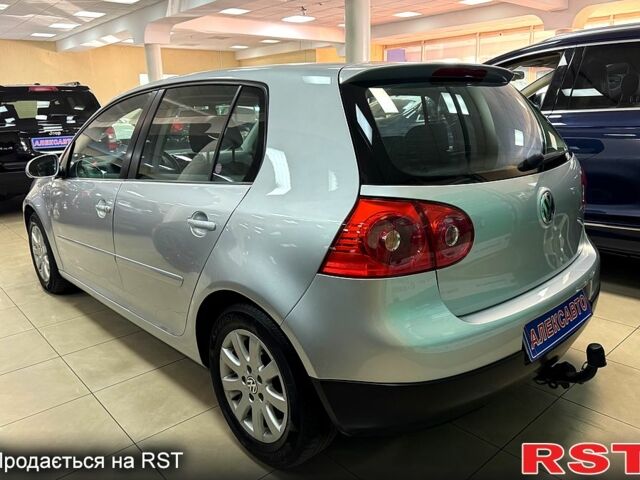 Сірий Фольксваген Гольф, об'ємом двигуна 1.6 л та пробігом 235 тис. км за 6000 $, фото 1 на Automoto.ua