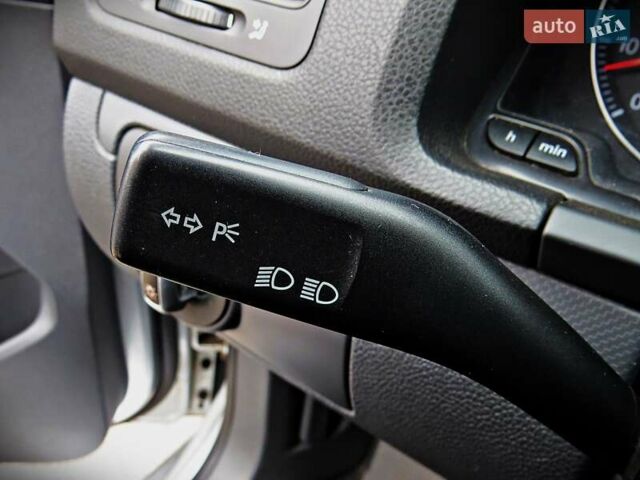 Сірий Фольксваген Гольф, об'ємом двигуна 1.6 л та пробігом 226 тис. км за 5000 $, фото 7 на Automoto.ua
