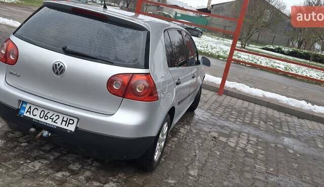 Серый Фольксваген Гольф, объемом двигателя 1.4 л и пробегом 282 тыс. км за 4500 $, фото 4 на Automoto.ua