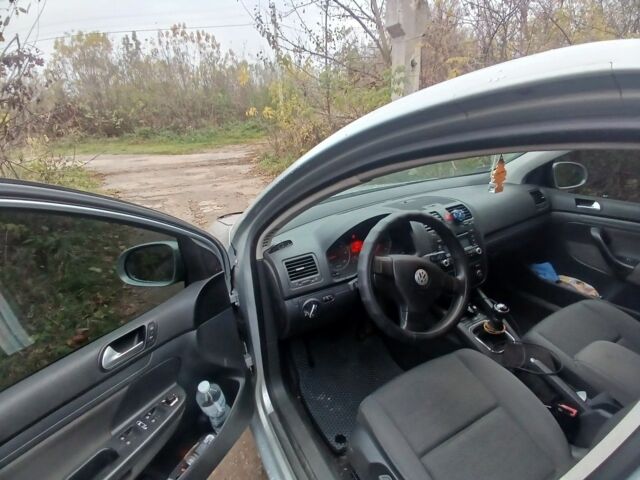 Серый Фольксваген Гольф, объемом двигателя 1.9 л и пробегом 382 тыс. км за 4550 $, фото 6 на Automoto.ua