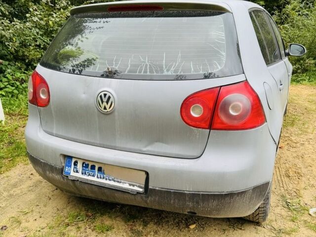 Серый Фольксваген Гольф, объемом двигателя 1.4 л и пробегом 326 тыс. км за 2150 $, фото 1 на Automoto.ua