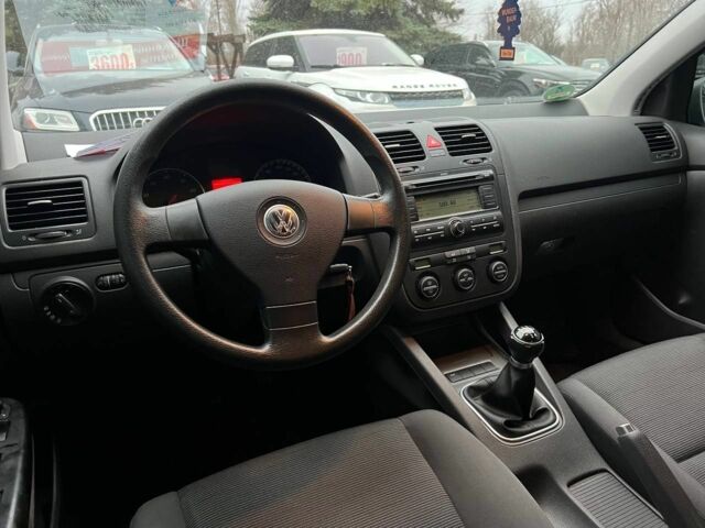 Сірий Фольксваген Гольф, об'ємом двигуна 1.4 л та пробігом 216 тис. км за 5400 $, фото 13 на Automoto.ua