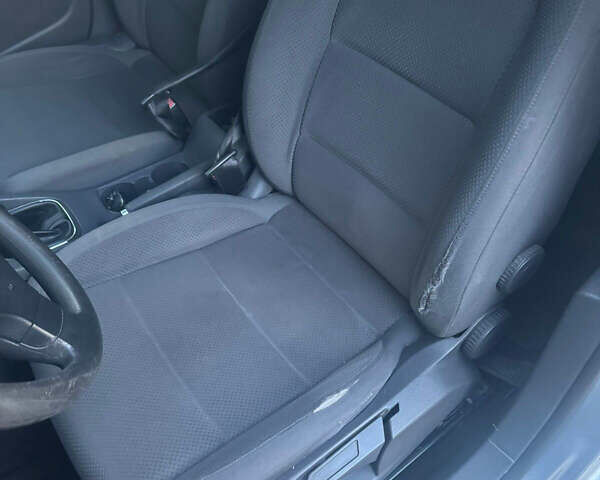 Сірий Фольксваген Гольф, об'ємом двигуна 1.9 л та пробігом 250 тис. км за 5500 $, фото 6 на Automoto.ua