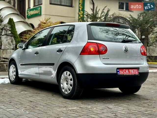 Серый Фольксваген Гольф, объемом двигателя 1.6 л и пробегом 178 тыс. км за 5790 $, фото 23 на Automoto.ua