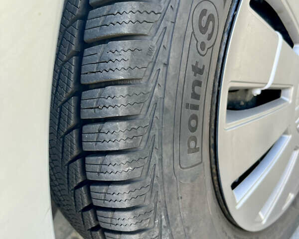 Серый Фольксваген Гольф, объемом двигателя 1.6 л и пробегом 287 тыс. км за 5800 $, фото 3 на Automoto.ua