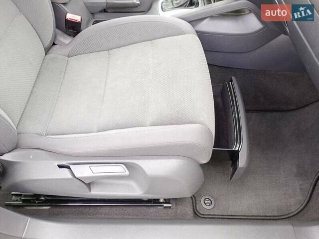 Серый Фольксваген Гольф, объемом двигателя 1.98 л и пробегом 157 тыс. км за 6700 $, фото 13 на Automoto.ua