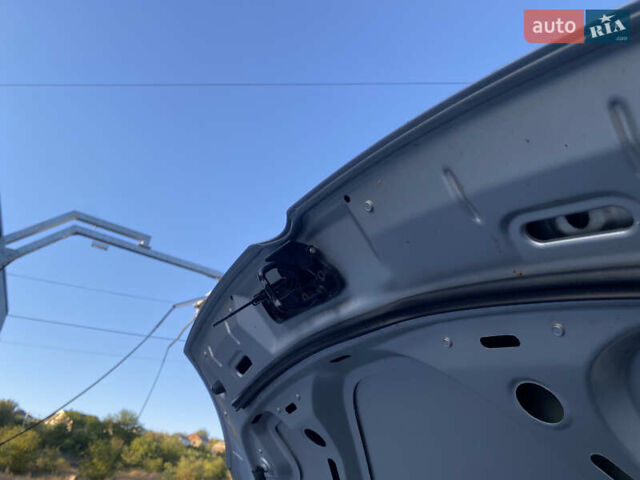 Фольксваген Гольф 2005 у Ямпіль на Automoto.ua Сірий Фольксваген Гольф, об'ємом двигуна 1.6 л та пробігом 266 тис. км за 5750 $, фото 19 на Automoto.ua