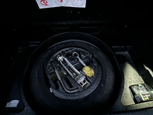 Серый Фольксваген Гольф, объемом двигателя 1.9 л и пробегом 330 тыс. км за 3300 $, фото 8 на Automoto.ua