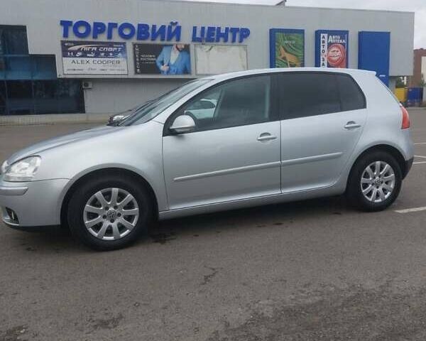 Сірий Фольксваген Гольф, об'ємом двигуна 1.6 л та пробігом 257 тис. км за 6200 $, фото 1 на Automoto.ua