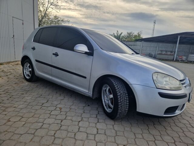 Серый Фольксваген Гольф, объемом двигателя 1.6 л и пробегом 290 тыс. км за 4899 $, фото 2 на Automoto.ua