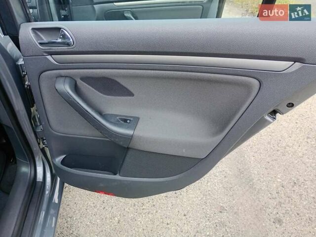 Серый Фольксваген Гольф, объемом двигателя 1.98 л и пробегом 157 тыс. км за 6700 $, фото 20 на Automoto.ua