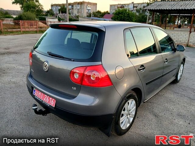 Серый Фольксваген Гольф, объемом двигателя 1.6 л и пробегом 189 тыс. км за 6100 $, фото 9 на Automoto.ua