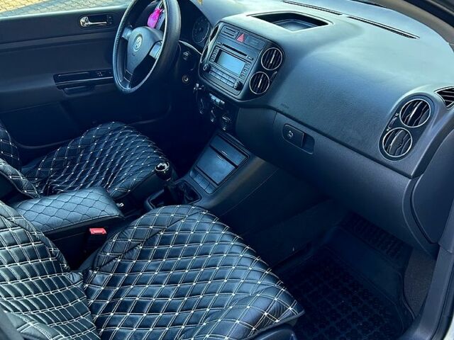 Сірий Фольксваген Гольф, об'ємом двигуна 1.4 л та пробігом 239 тис. км за 5800 $, фото 1 на Automoto.ua