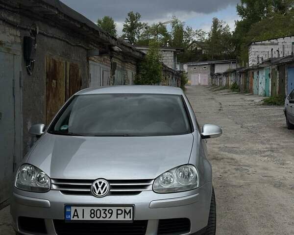 Серый Фольксваген Гольф, объемом двигателя 1.6 л и пробегом 200 тыс. км за 6000 $, фото 5 на Automoto.ua
