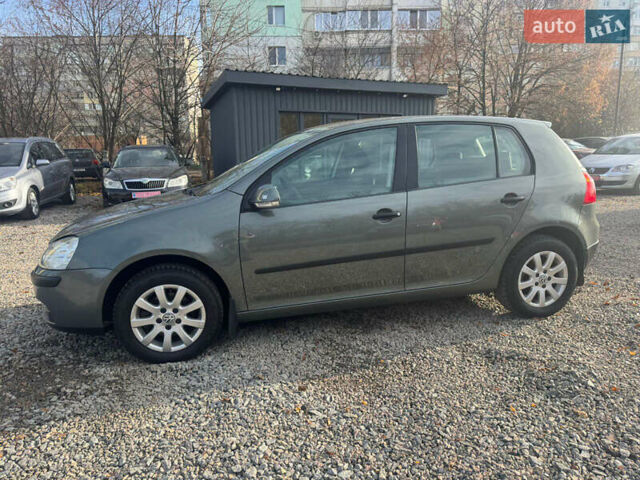 Серый Фольксваген Гольф, объемом двигателя 1.6 л и пробегом 180 тыс. км за 5900 $, фото 20 на Automoto.ua