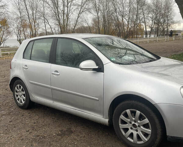 Сірий Фольксваген Гольф, об'ємом двигуна 1.4 л та пробігом 263 тис. км за 4950 $, фото 3 на Automoto.ua