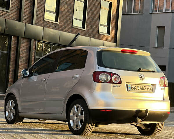 Фольксваген Гольф 2005 у Вінниці на Automoto.ua Сірий Фольксваген Гольф, об'ємом двигуна 1.97 л та пробігом 325 тис. км за 6900 $, фото 17 на Automoto.ua