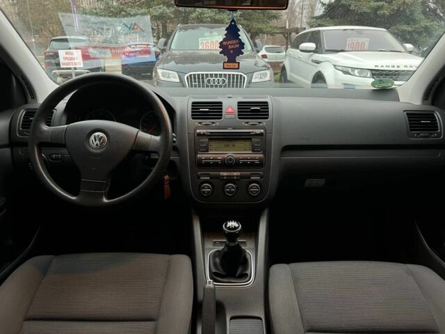 Сірий Фольксваген Гольф, об'ємом двигуна 1.4 л та пробігом 216 тис. км за 5400 $, фото 8 на Automoto.ua