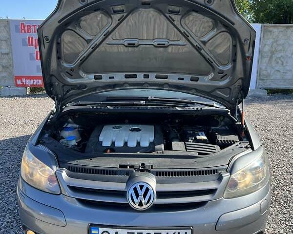 Серый Фольксваген Гольф, объемом двигателя 1.97 л и пробегом 217 тыс. км за 6800 $, фото 27 на Automoto.ua