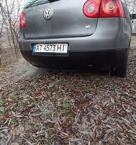 Серый Фольксваген Гольф, объемом двигателя 1.6 л и пробегом 310 тыс. км за 5100 $, фото 58 на Automoto.ua