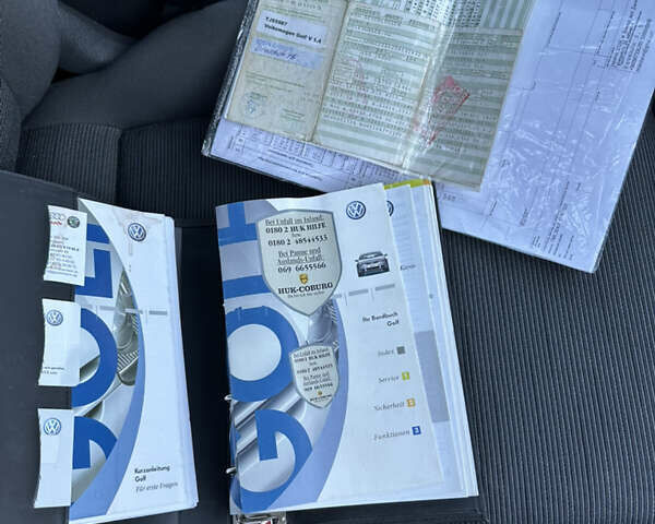 Серый Фольксваген Гольф, объемом двигателя 1.4 л и пробегом 203 тыс. км за 5400 $, фото 91 на Automoto.ua