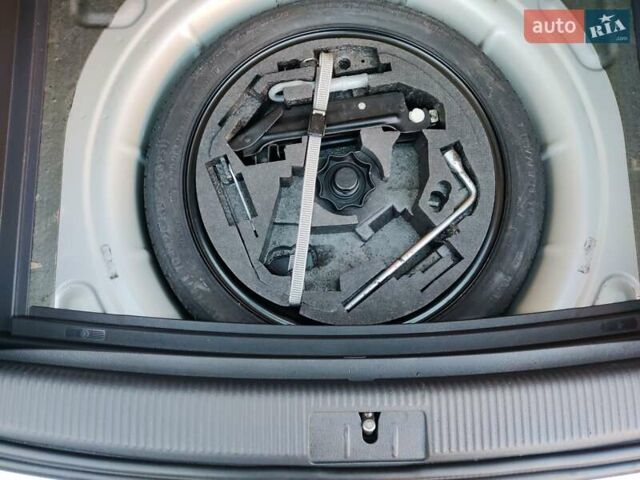 Сірий Фольксваген Гольф, об'ємом двигуна 1.6 л та пробігом 185 тис. км за 5800 $, фото 28 на Automoto.ua