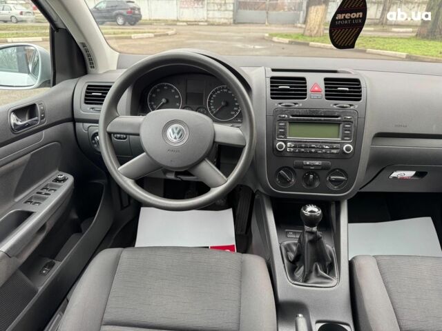Сірий Фольксваген Гольф, об'ємом двигуна 1.4 л та пробігом 216 тис. км за 5490 $, фото 15 на Automoto.ua