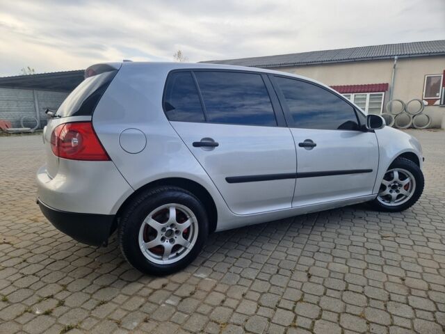 Серый Фольксваген Гольф, объемом двигателя 1.6 л и пробегом 290 тыс. км за 4899 $, фото 3 на Automoto.ua