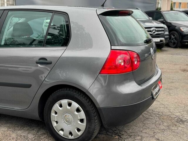 Серый Фольксваген Гольф, объемом двигателя 1.4 л и пробегом 271 тыс. км за 5090 $, фото 8 на Automoto.ua