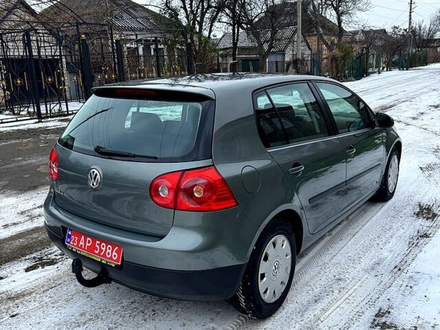 Серый Фольксваген Гольф, объемом двигателя 1.6 л и пробегом 211 тыс. км за 5600 $, фото 2 на Automoto.ua