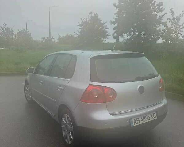 Серый Фольксваген Гольф, объемом двигателя 1.39 л и пробегом 233 тыс. км за 4900 $, фото 1 на Automoto.ua