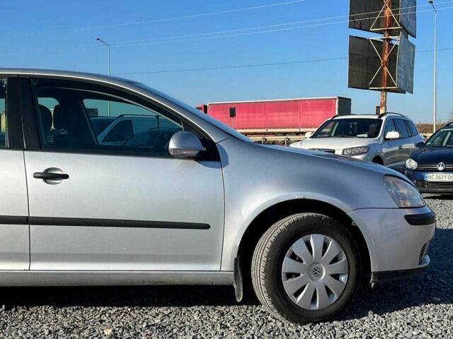 Серый Фольксваген Гольф, объемом двигателя 1.6 л и пробегом 222 тыс. км за 4990 $, фото 11 на Automoto.ua