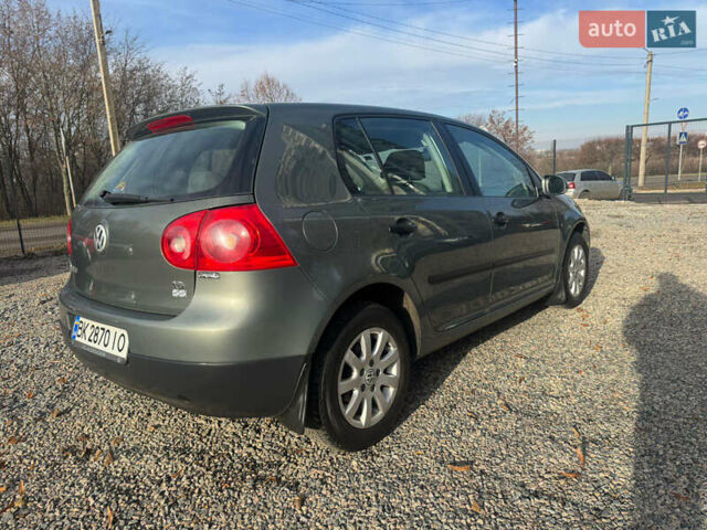 Серый Фольксваген Гольф, объемом двигателя 1.6 л и пробегом 180 тыс. км за 5900 $, фото 12 на Automoto.ua