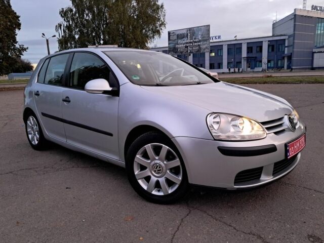 Фольксваген Гольф 2005 в Прилуках на Automoto.ua Серый Фольксваген Гольф, объемом двигателя 1.6 л и пробегом 244 тыс. км за 5550 $, фото 1 на Automoto.ua