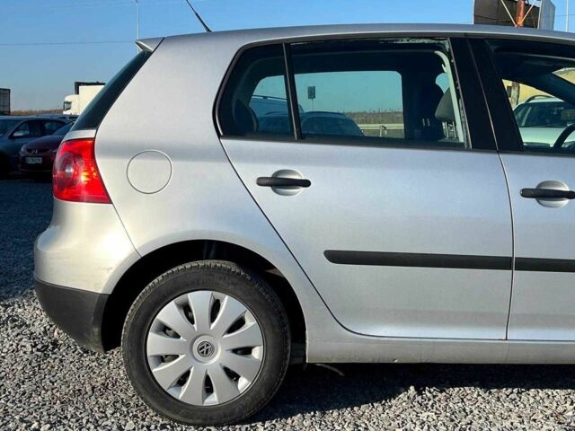 Серый Фольксваген Гольф, объемом двигателя 1.6 л и пробегом 222 тыс. км за 4990 $, фото 9 на Automoto.ua