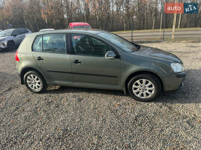 Серый Фольксваген Гольф, объемом двигателя 1.6 л и пробегом 180 тыс. км за 5900 $, фото 10 на Automoto.ua