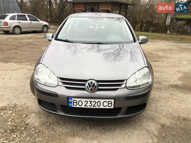 Серый Фольксваген Гольф, объемом двигателя 1.39 л и пробегом 200 тыс. км за 4700 $, фото 2 на Automoto.ua
