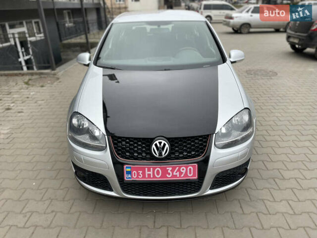 Серый Фольксваген Гольф, объемом двигателя 1.6 л и пробегом 220 тыс. км за 5850 $, фото 6 на Automoto.ua
