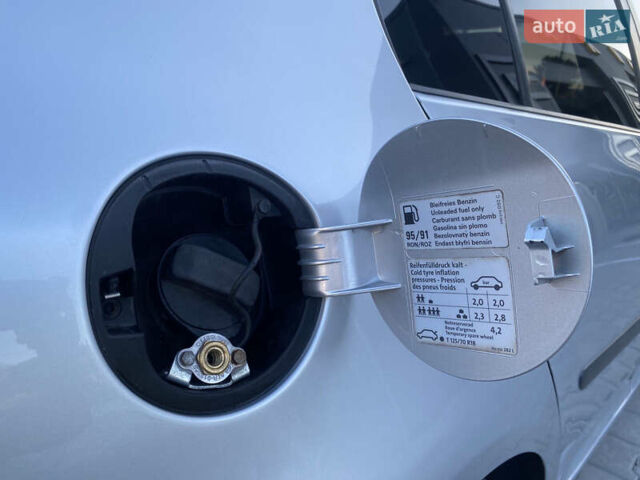 Фольксваген Гольф 2005 у Ямпіль на Automoto.ua Сірий Фольксваген Гольф, об'ємом двигуна 1.6 л та пробігом 266 тис. км за 5750 $, фото 20 на Automoto.ua