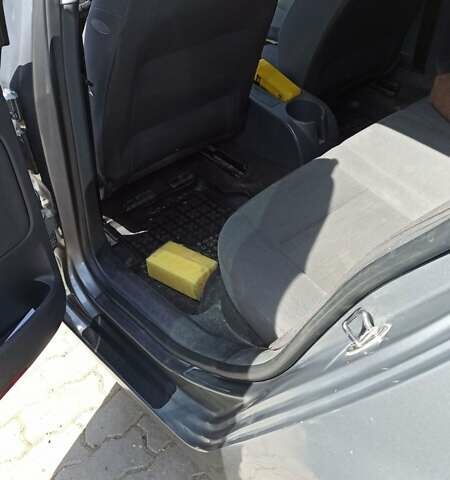 Серый Фольксваген Гольф, объемом двигателя 1.6 л и пробегом 310 тыс. км за 5100 $, фото 10 на Automoto.ua