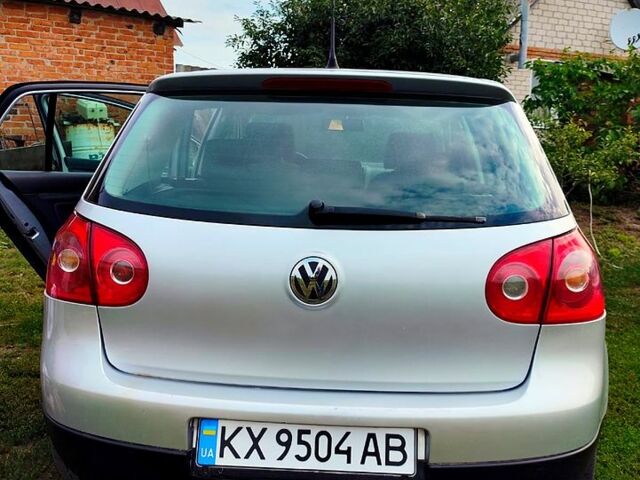 Серый Фольксваген Гольф, объемом двигателя 1.6 л и пробегом 185 тыс. км за 5500 $, фото 1 на Automoto.ua