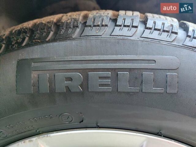 Сірий Фольксваген Гольф, об'ємом двигуна 1.6 л та пробігом 185 тис. км за 5800 $, фото 44 на Automoto.ua