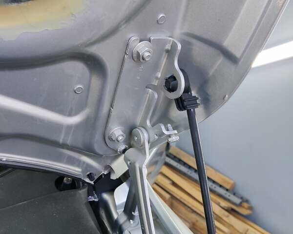 Сірий Фольксваген Гольф, об'ємом двигуна 1.6 л та пробігом 185 тис. км за 5800 $, фото 57 на Automoto.ua