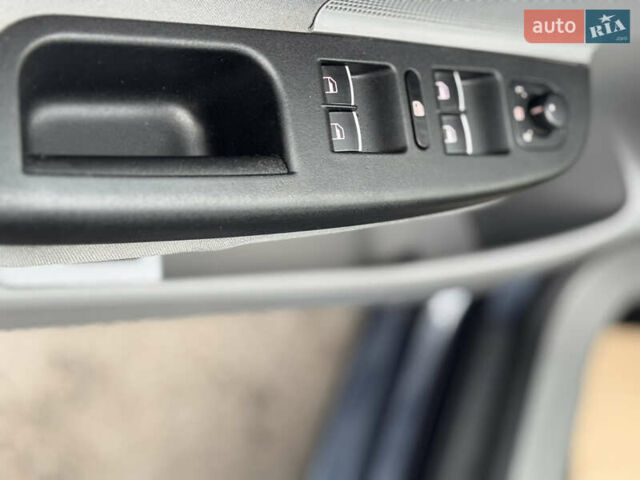 Серый Фольксваген Гольф, объемом двигателя 1.4 л и пробегом 173 тыс. км за 5399 $, фото 30 на Automoto.ua