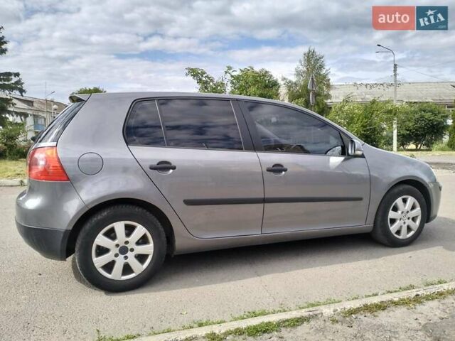 Серый Фольксваген Гольф, объемом двигателя 1.39 л и пробегом 290 тыс. км за 4799 $, фото 3 на Automoto.ua