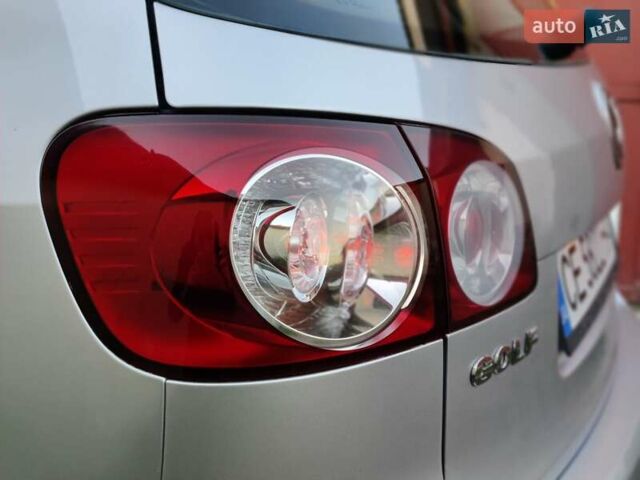 Сірий Фольксваген Гольф, об'ємом двигуна 1.6 л та пробігом 185 тис. км за 5800 $, фото 39 на Automoto.ua